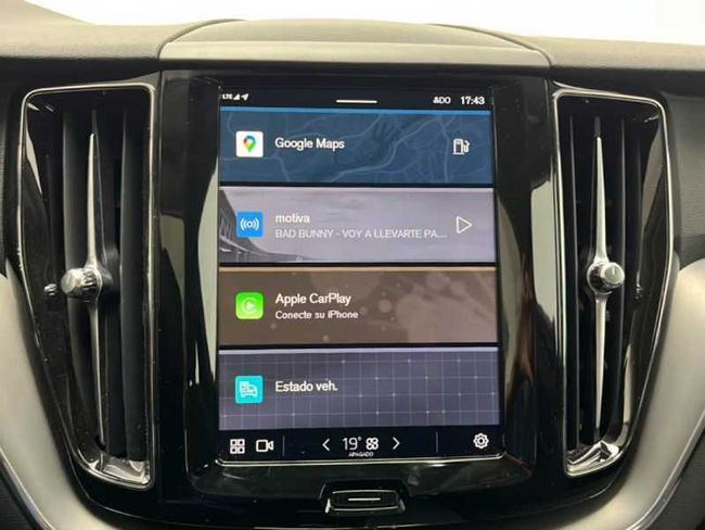 Volvo XC60 B4 (D) Core Auto   - Foto 13