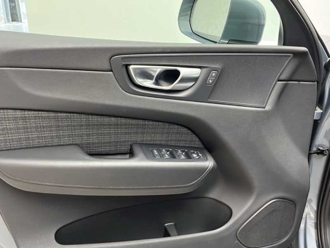 Volvo XC60 B4 (D) Core Auto   - Foto 20