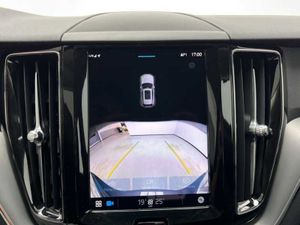 Volvo XC60 B4 (D) Core Auto   - Foto 18