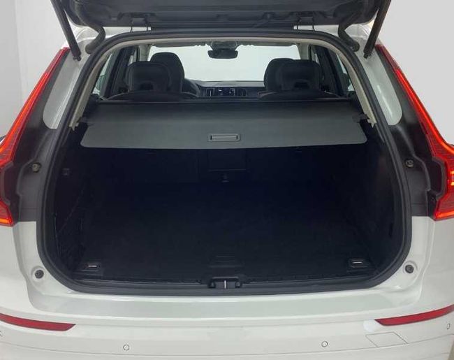 Volvo XC60 B4 (D) Core Auto   - Foto 32