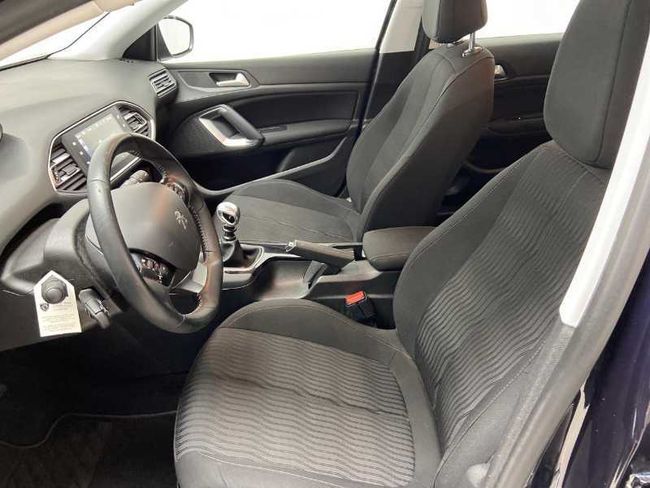 Peugeot 308 SW Business Line BlueHDi 120 S&S 6 Vel. MAN ?6.2   - Foto 10