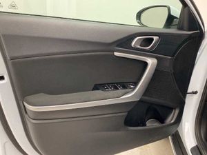 Kia XCeed Nuevo  1.0 T-GDi Drive MY25   - Foto 9