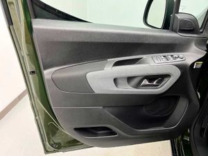 Peugeot Rifter Nuevo  Allure Business Standard BlueHDi 130 S&S 6 Vel MAN (N1)   - Foto 41