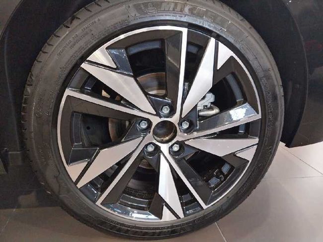 Peugeot 308 Nuevo  5p Allure Gasolina 130 S&S 6 Vel. MAN   - Foto 9