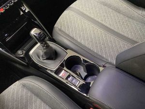 Peugeot 2008 NSUV  Allure Gasolina 100 S&S 6 Vel. MAN   - Foto 19