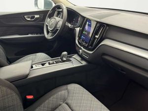 Volvo XC60 Recharge Core, T6 AWD Híbrido enchufable, Eléctrico/Gasolina, Bright   - Foto 12