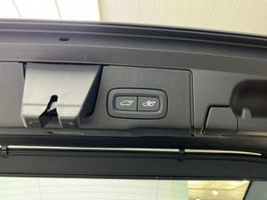 Volvo XC60 Recharge Core, T6 AWD Híbrido enchufable, Eléctrico/Gasolina, Bright   - Foto 15