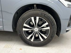 Volvo XC60 Recharge Core, T6 AWD Híbrido enchufable, Eléctrico/Gasolina, Bright   - Foto 8