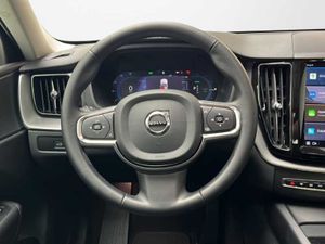Volvo XC60 Recharge Core, T6 AWD Híbrido enchufable, Eléctrico/Gasolina, Bright   - Foto 9