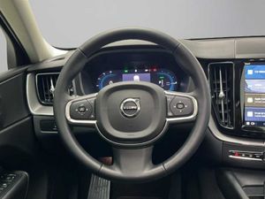 Volvo XC60 Recharge Core, T6 AWD Híbrido enchufable, Eléctrico/Gasolina, Bright   - Foto 17