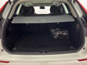 Volvo XC60 Recharge Core, T6 AWD Híbrido enchufable, Eléctrico/Gasolina, Bright   - Foto 12
