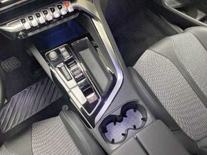 Peugeot 3008 Hybrid NSUV 3008 Allure Pack HYBRID 136 eDCS6   - Foto 17