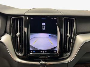 Volvo XC60 B4 (D) Core Auto   - Foto 18