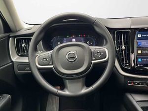 Volvo XC60 B4 (D) Core Auto   - Foto 17