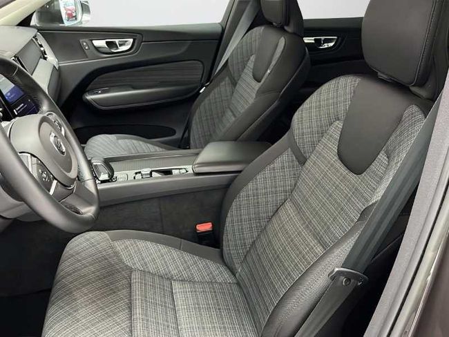 Volvo XC60 B4 (D) Core Auto   - Foto 10