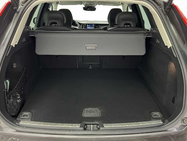 Volvo XC60 B4 (D) Core Auto   - Foto 12