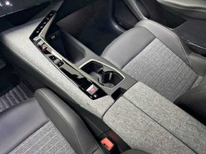 Peugeot 5008 Nuevo  Allure HYBRID 136 eDCS6   - Foto 21