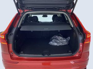 Volvo XC60 Recharge Plus, T6 AWD Híbrido enchufable, Eléctrico/Gasolina, Dark   - Foto 12