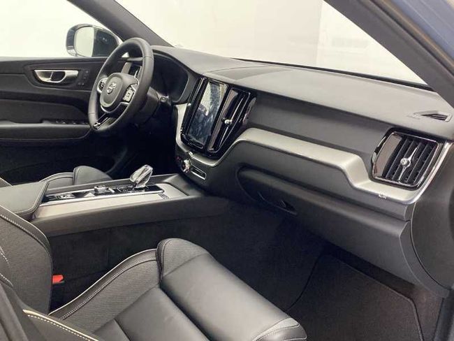 Volvo XC60 Recharge Plus, T6 AWD Híbrido enchufable, Eléctrico/Gasolina, Dark   - Foto 19