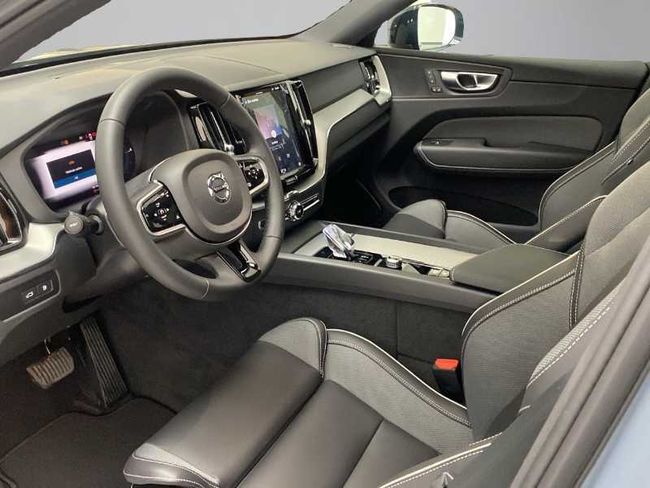 Volvo XC60 Recharge Plus, T6 AWD Híbrido enchufable, Eléctrico/Gasolina, Dark   - Foto 9