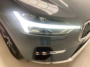 Volvo XC60 Recharge Core, T6 AWD Híbrido enchufable, Eléctrico/Gasolina, Bright   - Foto 10