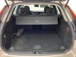 Volvo XC60 Recharge Core, T6 AWD Híbrido enchufable, Eléctrico/Gasolina, Bright   - Foto 12