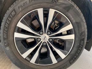 Volvo XC60 Recharge Core, T6 AWD Híbrido enchufable, Eléctrico/Gasolina, Bright   - Foto 16