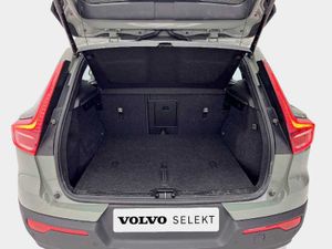 Volvo XC40 Core, B3 Mild hybrid, Gasolina   - Foto 9