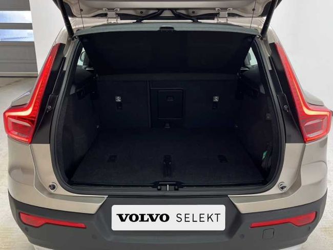 Volvo XC40 Core, B3 Mild hybrid, Gasolina   - Foto 13
