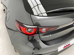 Mazda 3 (2022) E-SKYACTIV G 2,0 122 CV HOMURA Auto   - Foto 41