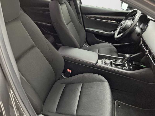 Mazda 3 (2022) E-SKYACTIV G 2,0 122 CV HOMURA Auto   - Foto 24