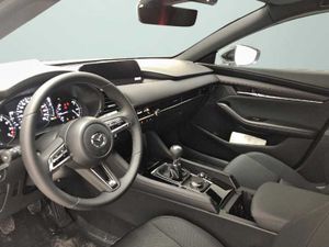 Mazda 3 2.0 e-Skyactiv-G Homura 90kW   - Foto 13