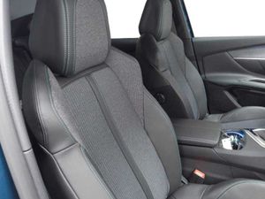 Peugeot 3008 NSUV  Allure Pack PureTech 130 S&S 6 Vel. MAN   - Foto 18