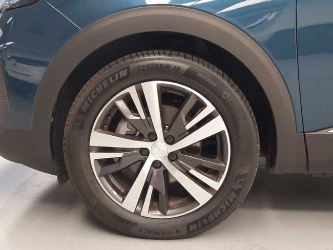 Peugeot 3008 NSUV  Allure Pack Gasolina 130 S&S 6 Vel. MAN   - Foto 10