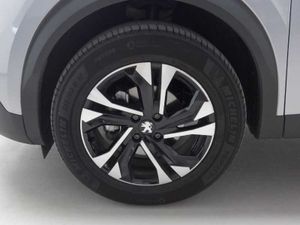 Peugeot 2008 SUV  Allure Gasolina 100 S&S 6 Vel. MAN   - Foto 6