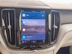 Volvo XC60 Recharge Plus, T6 AWD Híbrido enchufable, Eléctrico/Gasolina, Bright   - Foto 8