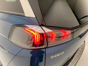 Peugeot 5008 NSUV  Allure Pack Gasolina 130 S&S 6 Vel. MAN   - Foto 13