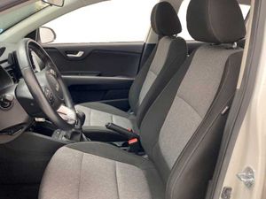 Kia Stonic 1.0 MHEV Concept MY24   - Foto 18