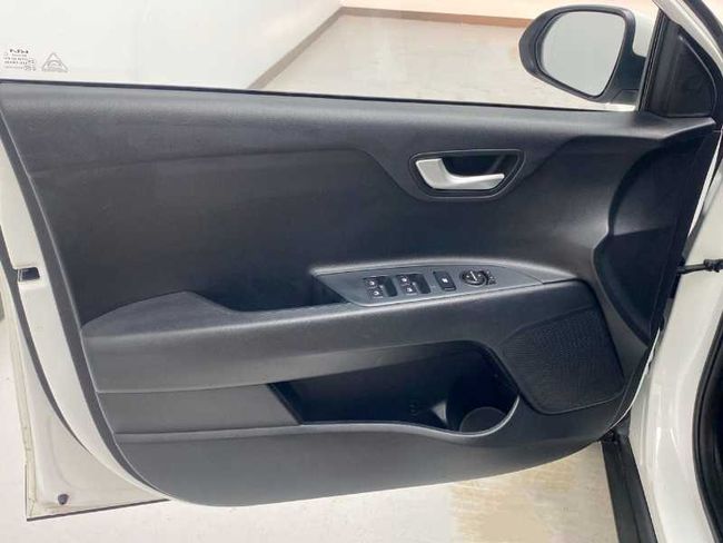 Kia Stonic 1.0 MHEV Concept MY24   - Foto 41