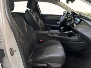 Peugeot 308 Nuevo  5p Allure Gasolina 130 S&S 6 Vel. MAN   - Foto 20