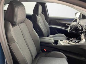 Peugeot 3008 Hybrid NSUV 3008 Allure Pack PLUG-IN HYBRID 180 e-EAT8   - Foto 21