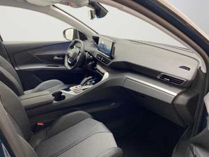 Peugeot 3008 Hybrid NSUV 3008 Allure Pack PLUG-IN HYBRID 180 e-EAT8   - Foto 9