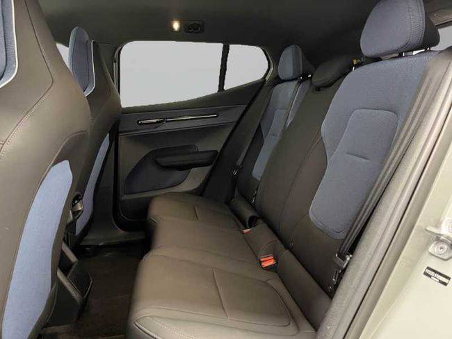 Volvo EX30 Plus, Single Motor Extended Range, Eléctrico   - Foto 15