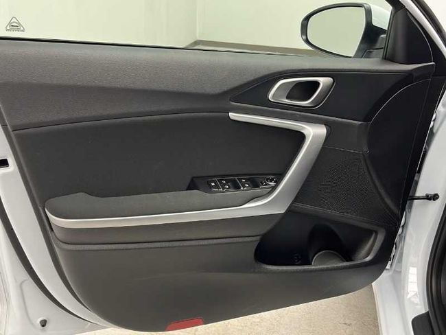 Kia Ceed 1.0 MHEV 120CV Drive DCT   - Foto 13