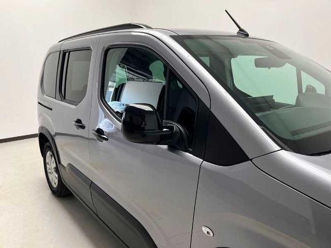 Peugeot Rifter e- Allure Standard 100 Kw     - Foto 19