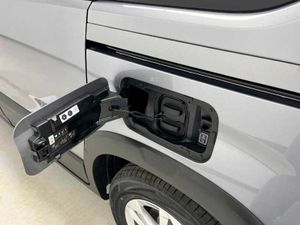 Peugeot Rifter e- Allure Standard 100 Kw     - Foto 17