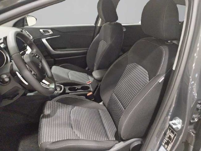 Kia Ceed 1.0 MHEV DRIVE DCT 120 MY24   - Foto 19