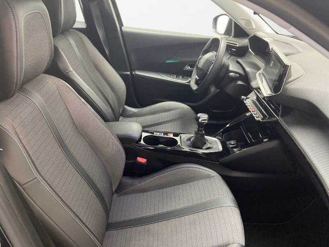 Peugeot 2008 SUV  Allure Pack Gasolina 130 S&S 6 Vel. MAN   - Foto 19