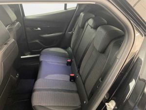 Peugeot 2008 SUV  Allure Pack Gasolina 130 S&S 6 Vel. MAN   - Foto 11
