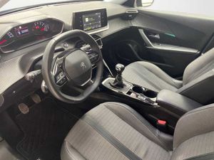 Peugeot 2008 SUV  Allure Pack Gasolina 130 S&S 6 Vel. MAN   - Foto 9